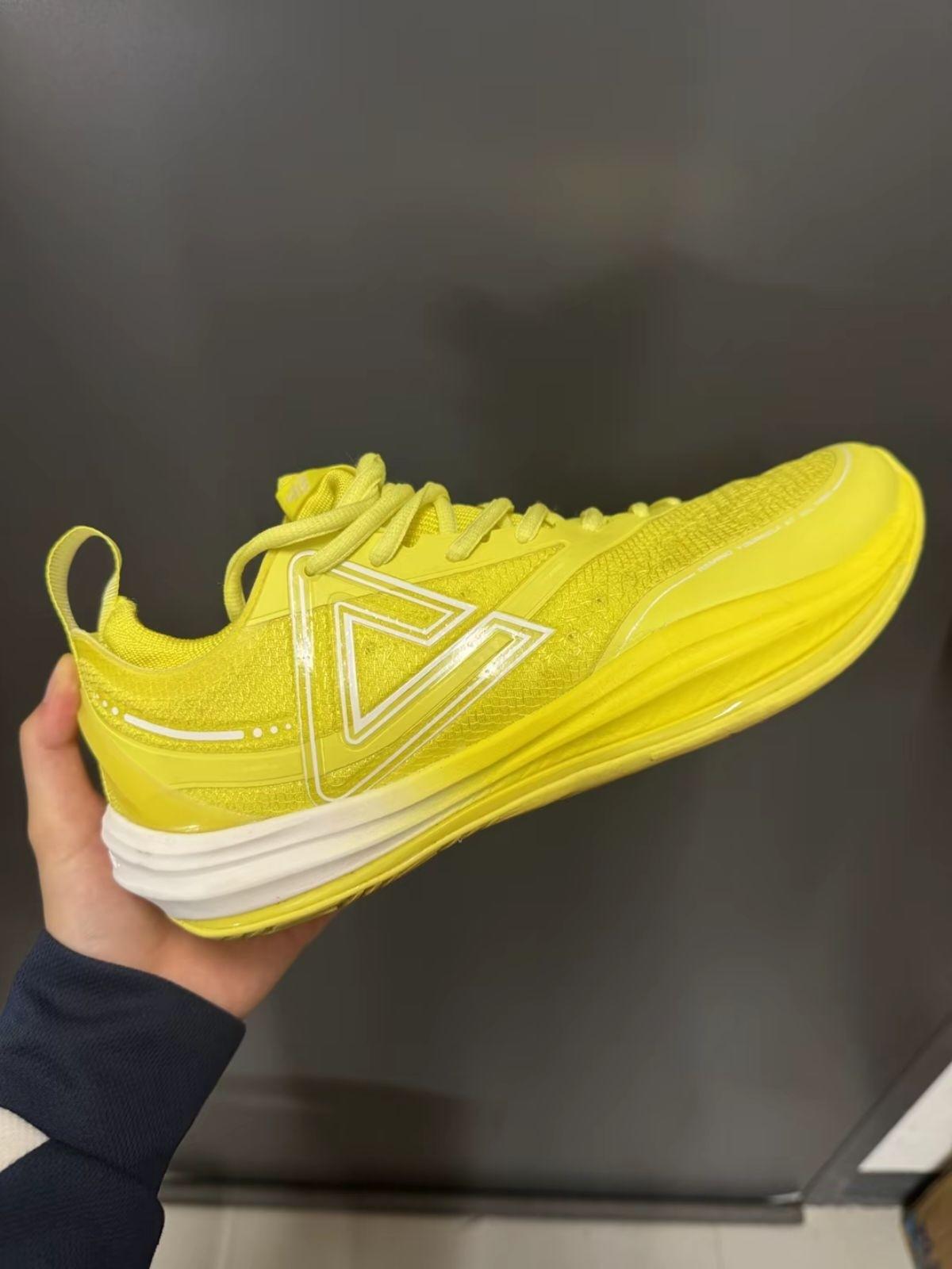 实战党狂喜!匹克轻灵3.0 EX篮球鞋,低帮灵活踩开像踩云